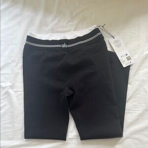 Brand new ALO Yoga Airbrush high waist 7/8 better together legging